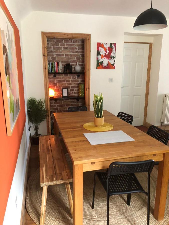 Hilltop House Is A Welcoming 2 Bedroom Property Matlock  Exterior photo
